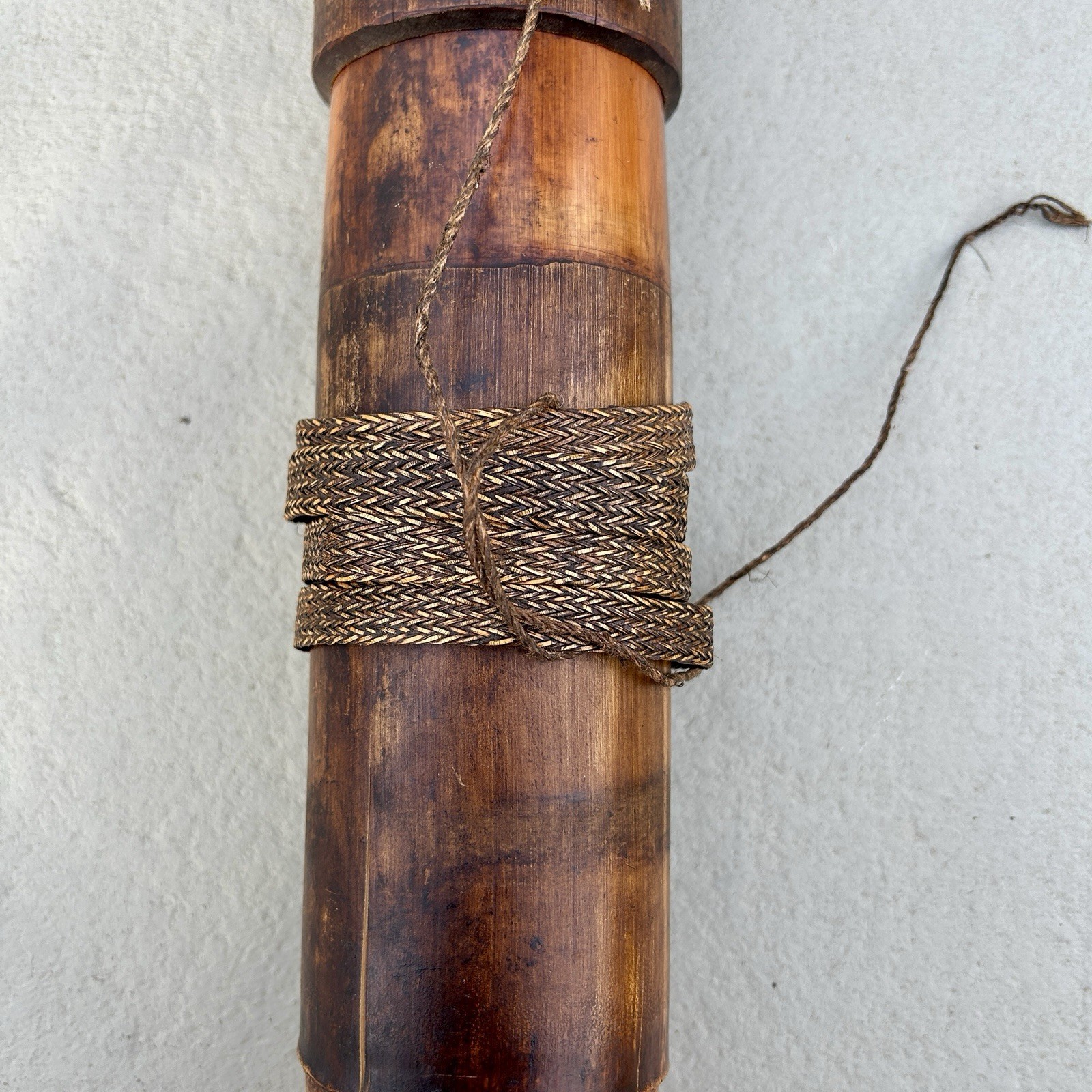 Borneo Dayak Bamboo Blowpipe Dart Quiver Tolor w/ 7 Darts Rattan 1960s Vintage