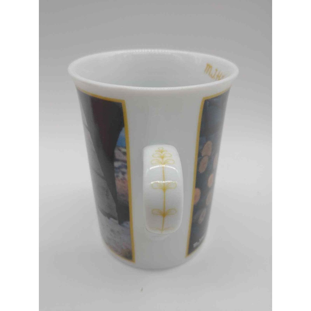 Hummel mug Titled Postman