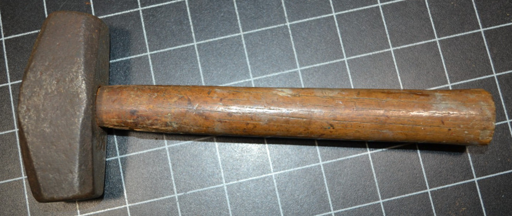 ATHA - 2 1/2#  - HAND DRILLING HAMMER - ORIGINAL HANDLE