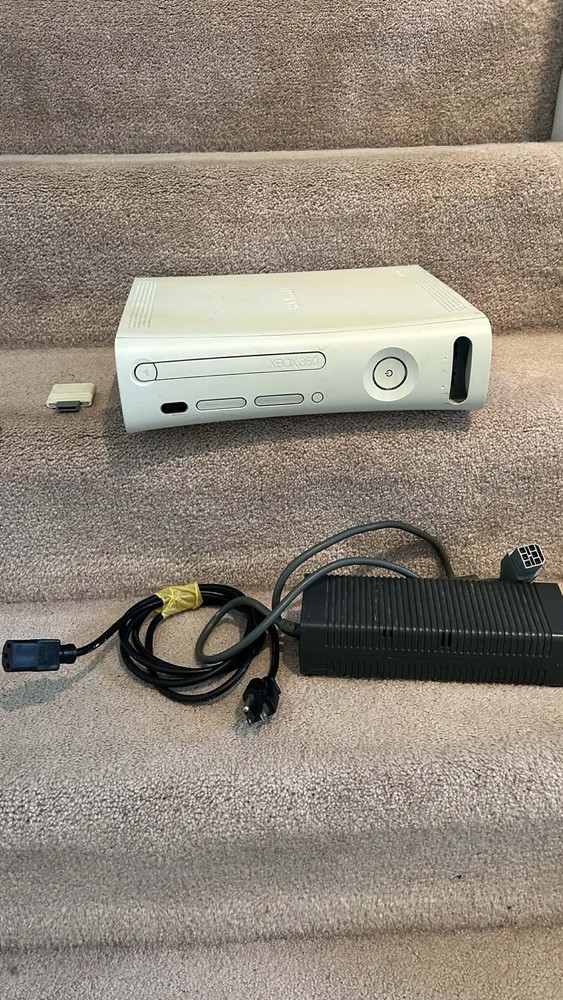Microsoft Xbox 360 White Game System Console Only No HDD