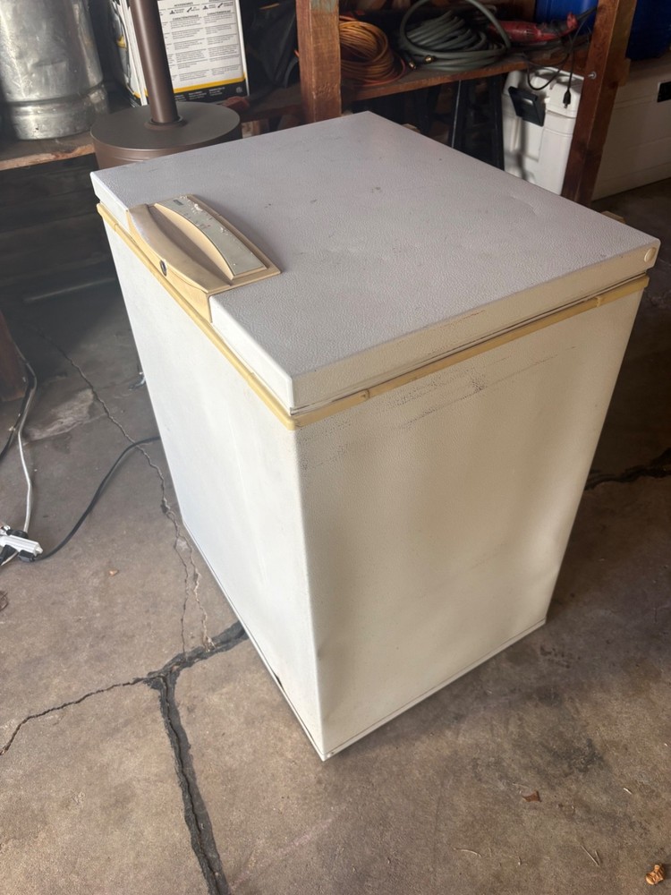 freezer chest