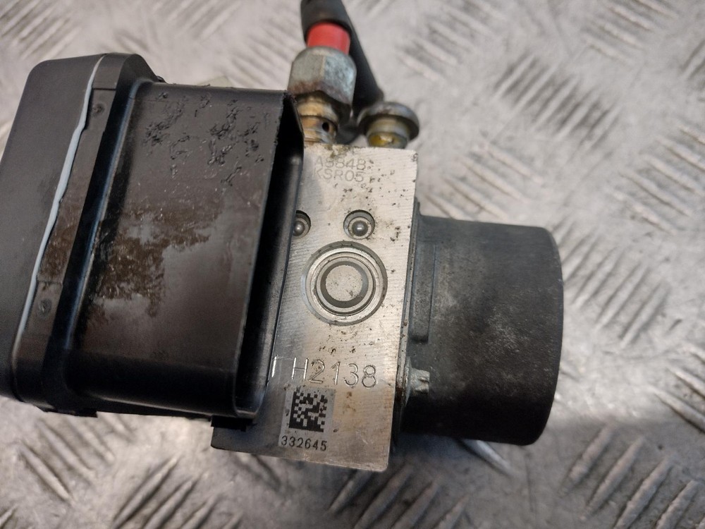 2015 KTM 690 ENDURO ABS Pump