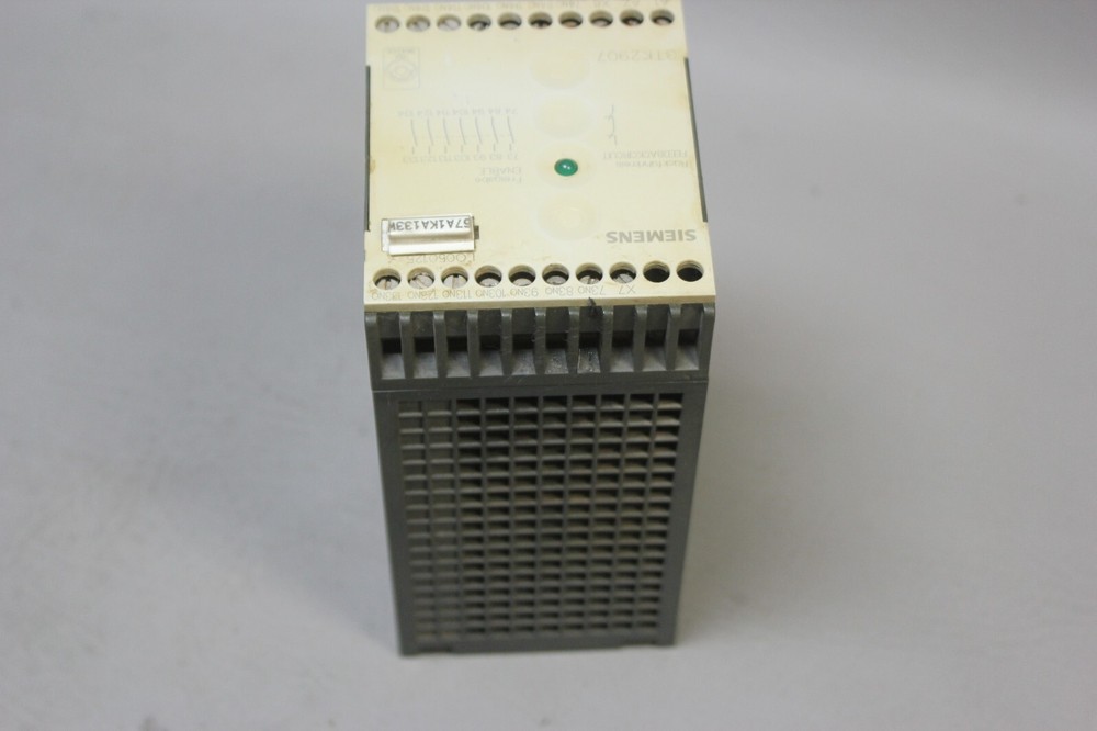 SIEMENS CONTACTOR EXPANSION MODULE P/N: 3TK2907-0BB4