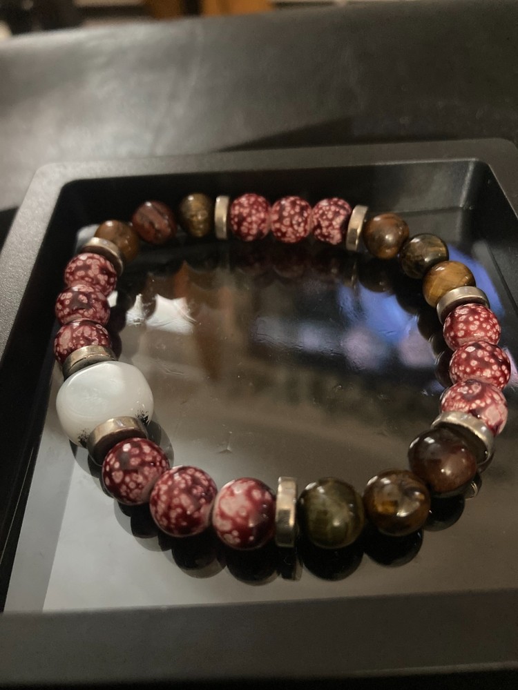 Unisex handmade beaded bracelet