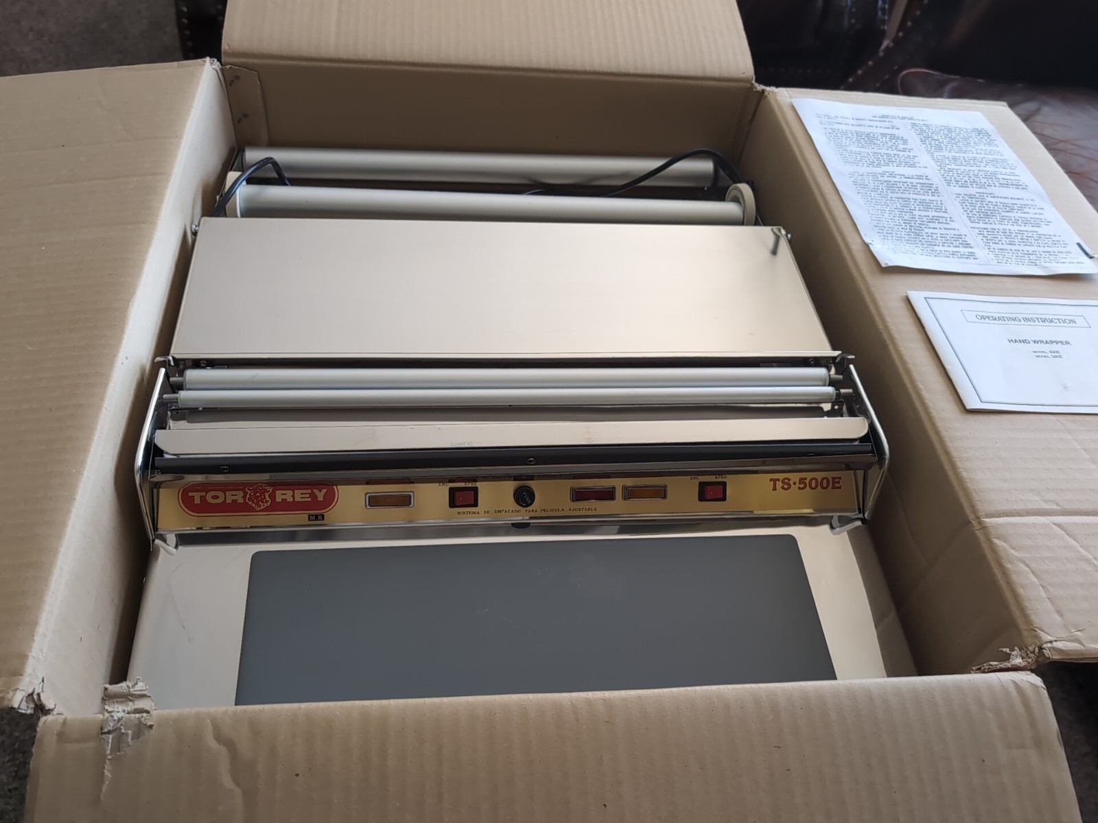 Torrey 20 Inch / 500 mm Hand Wrapping Machine Film Wrapper for Food Pack