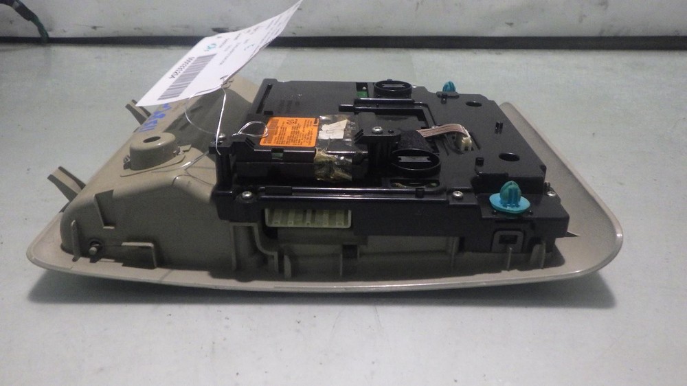 07 LEXUS LS460 Front Console roof