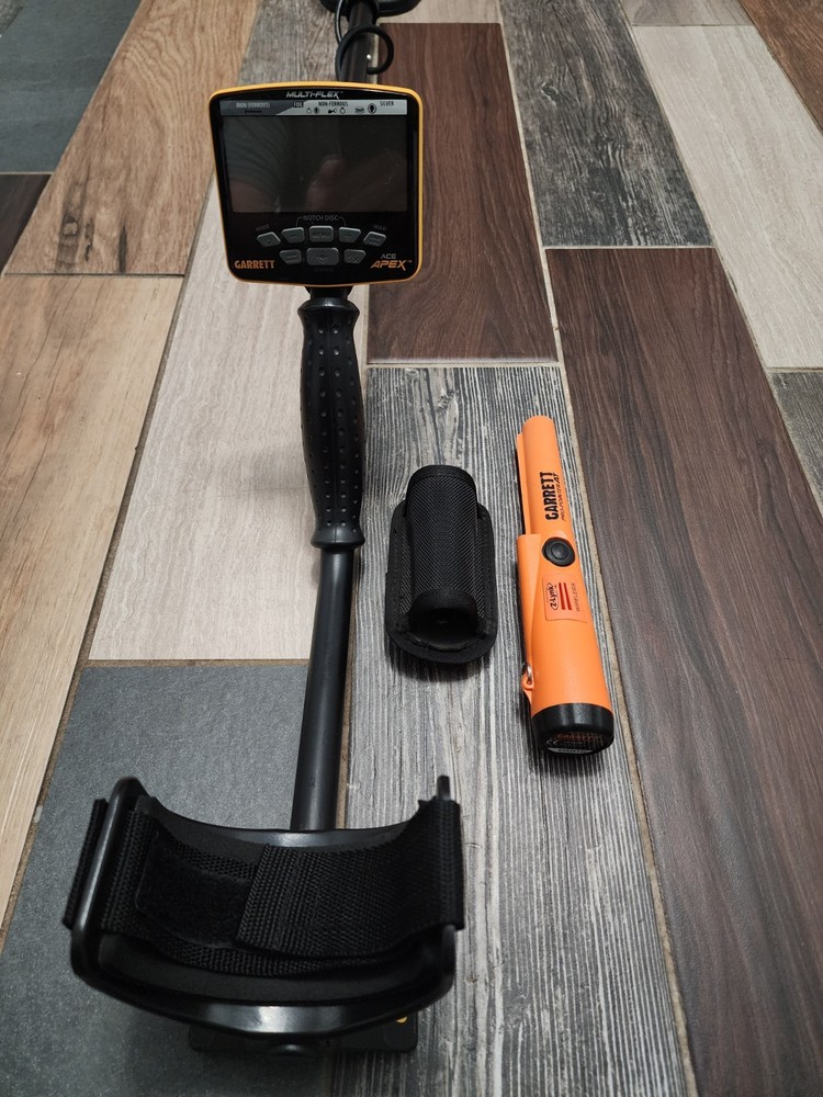 Garrett Ace Apex with Garrett PinPointer