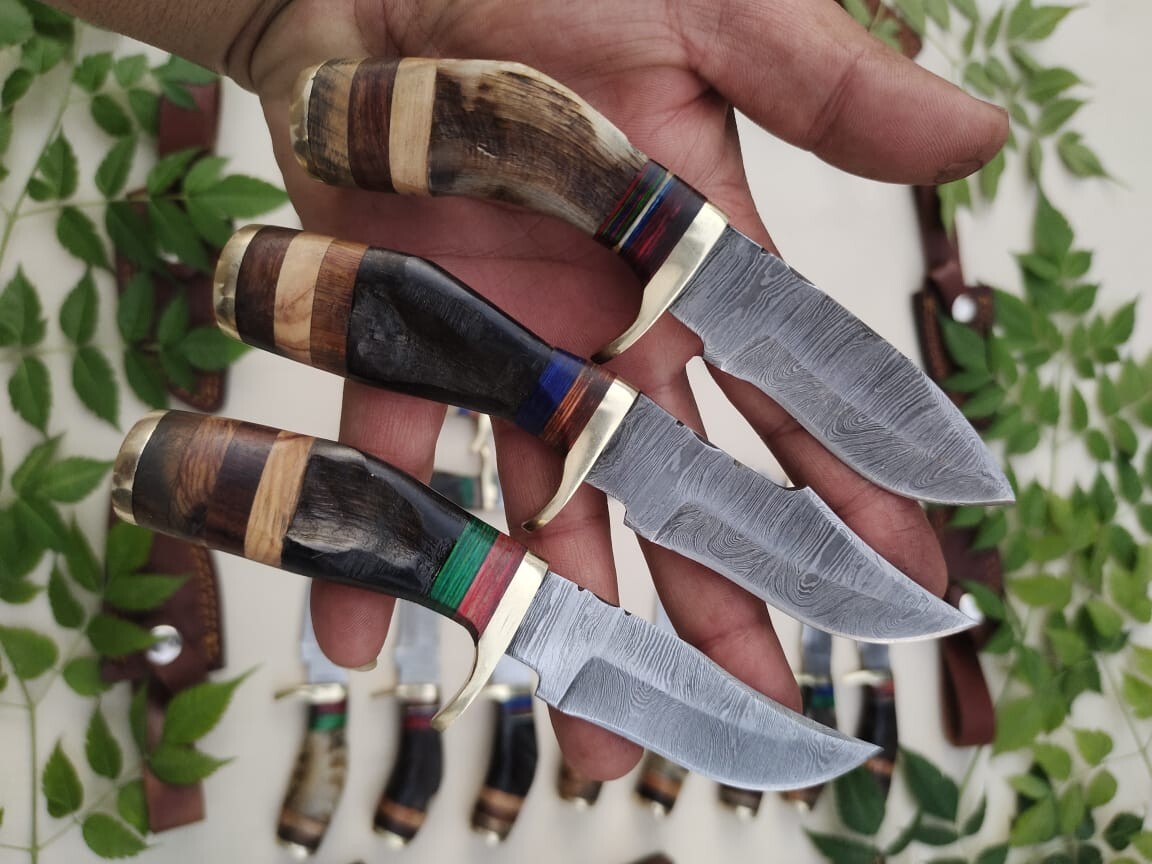Lot of 20 HANDMADE DAMASCUS STEEL SKINNER HUNTING KNIVES 6inch