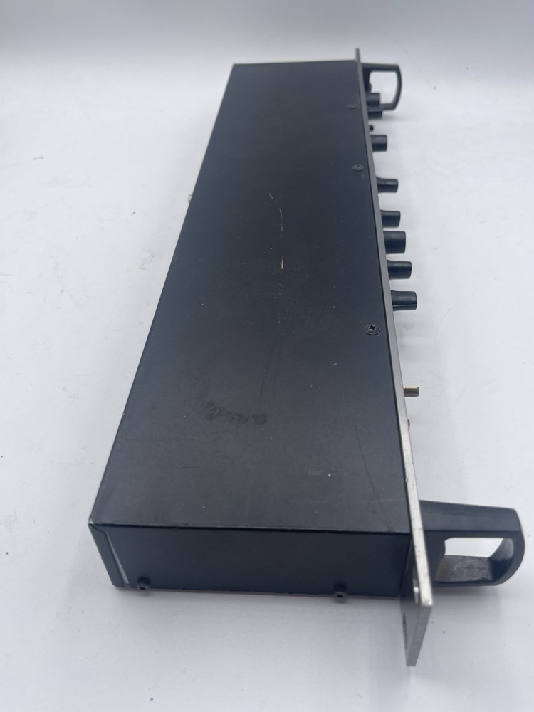 T.C. Electronic C300 Dual Stereo Gate Compressor (Untested) As Is