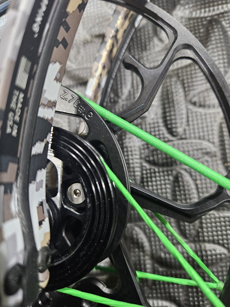 Mathews Lift 33 Optifade RH