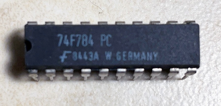 Fairchild 74F784PC 8 Bit Serial/Parallel Multiplier - NOS