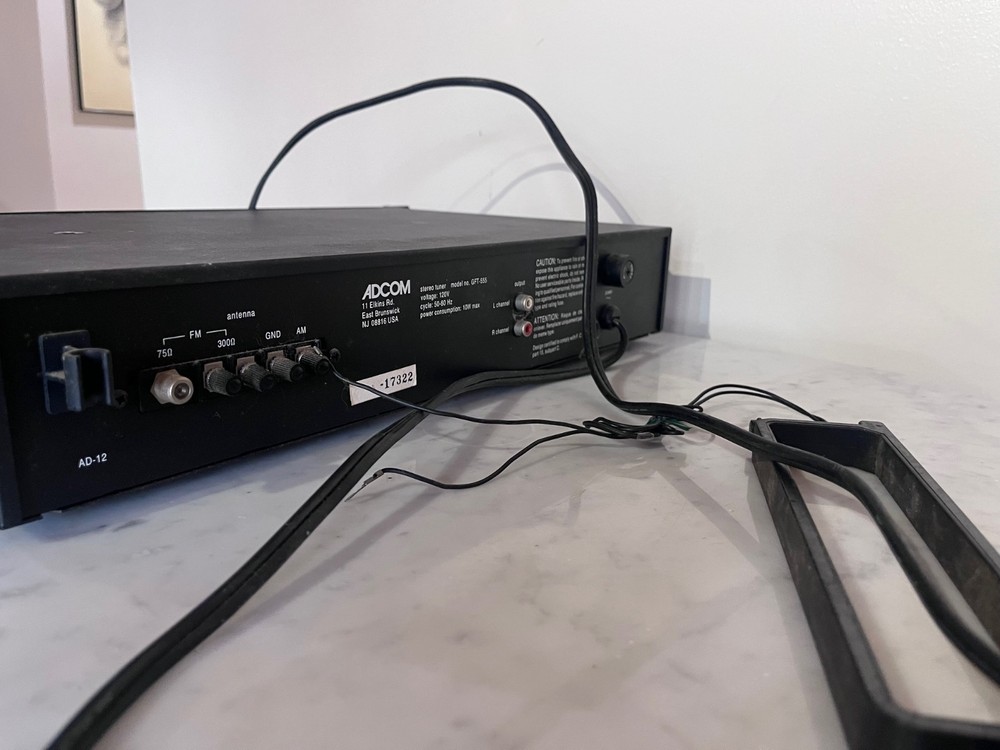 Adcom GFT-555 Digital Stereo Tuner