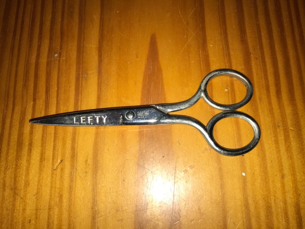 5 Vintage Sewing Scissors