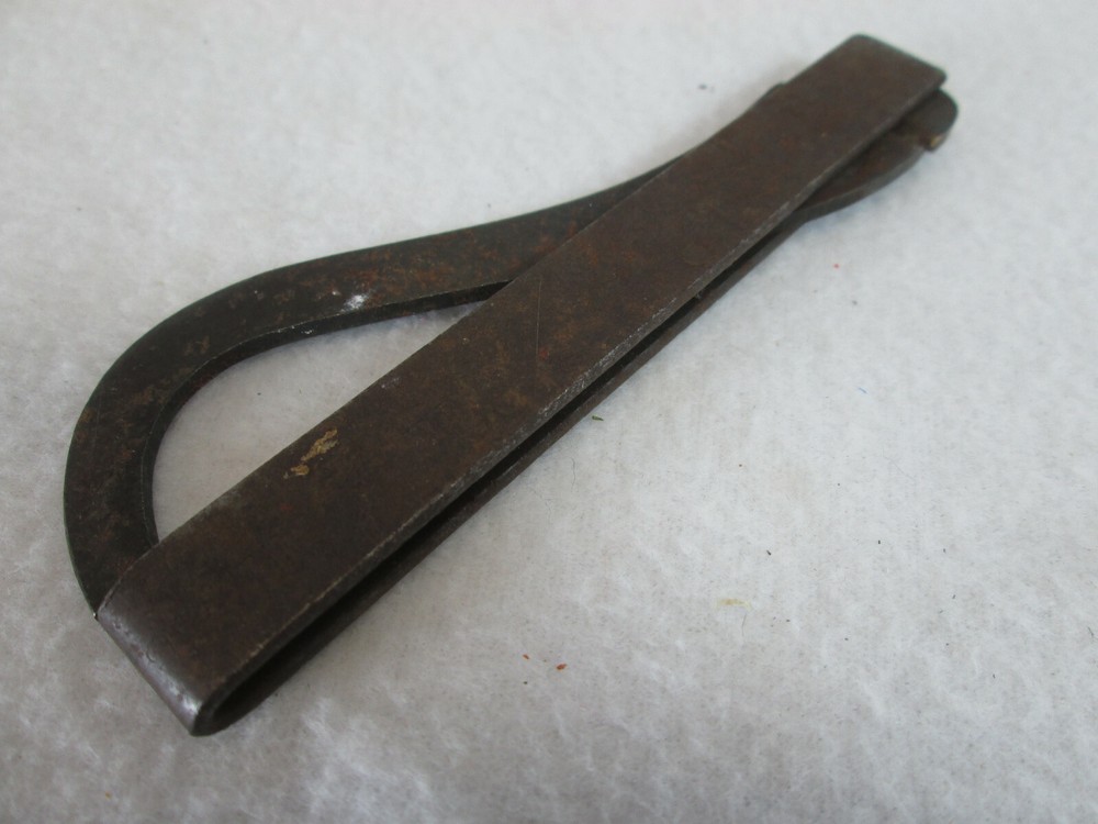 Vintage wire side cutter nipper primitive tool snips