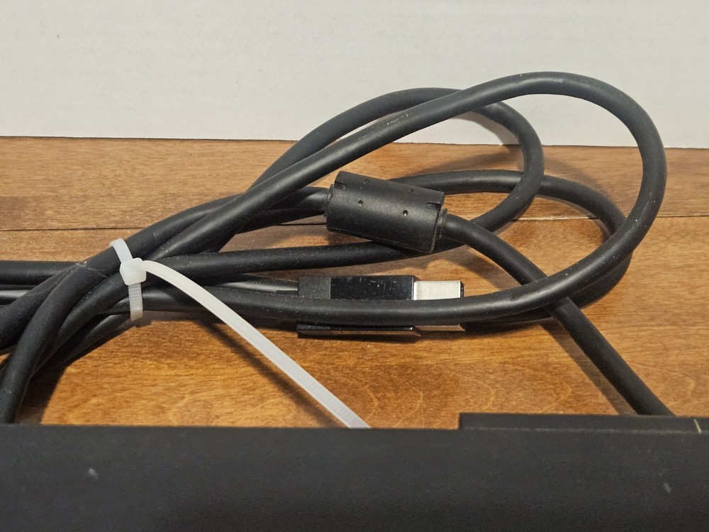 Microsoft Xbox One Kinect Wired Motion Sensor Black OEM Works