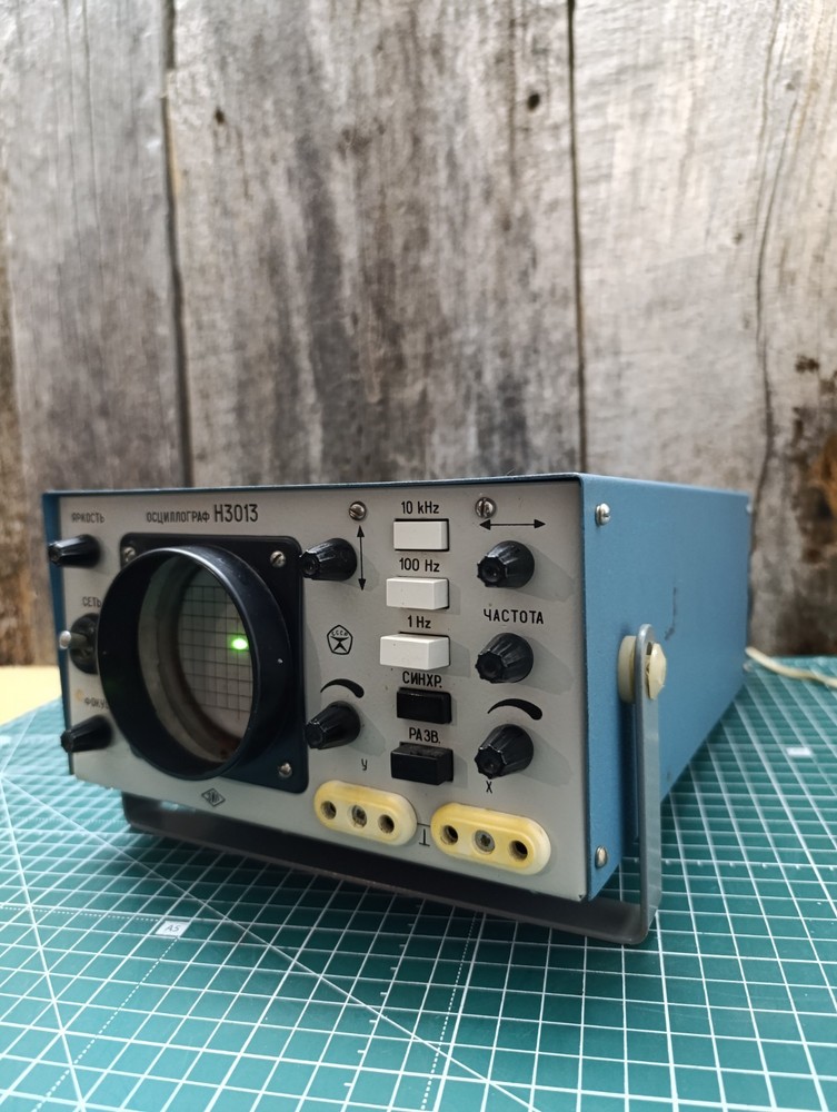 Vintage Soviet OSCILLOGRAPH H3013 WORKING.