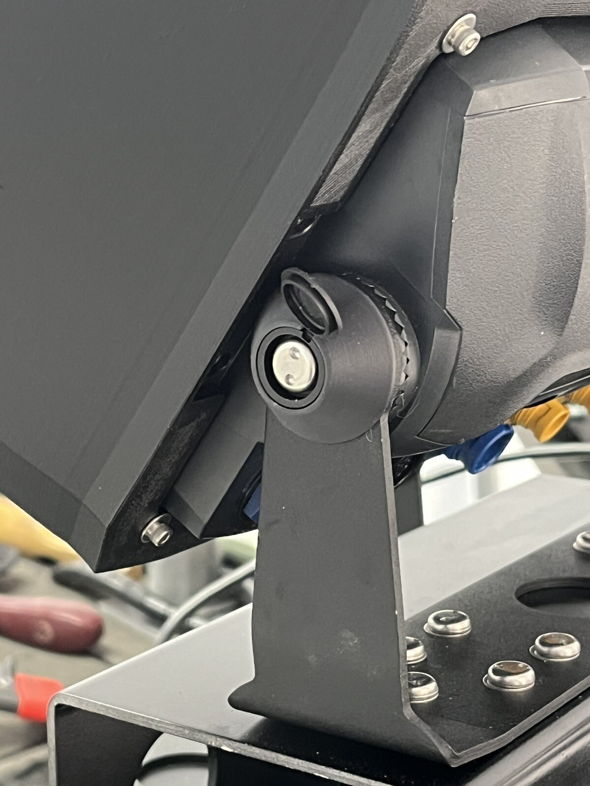 Garmin, Theft Deterrent Gimbal Knob Replacement Kit Limited Lifetime Warranty