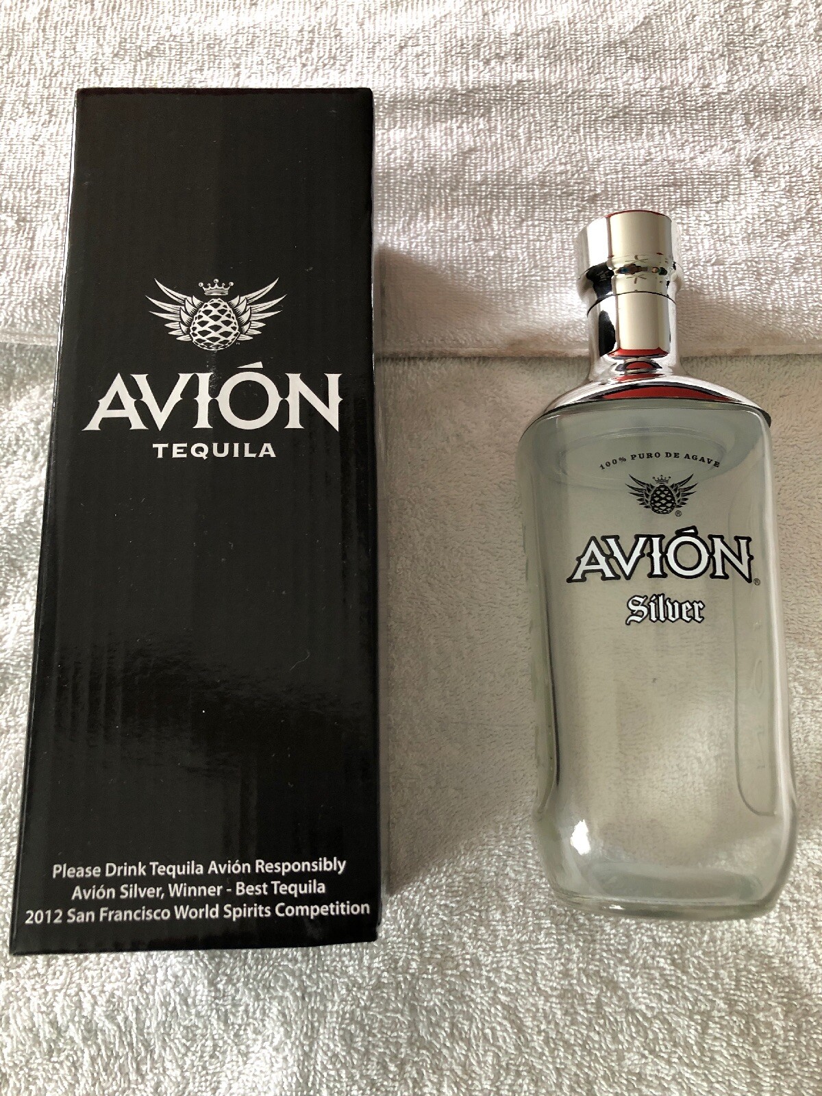 Brand New Avion Tequila Ultra Premium Glass & Stainless Steel Cocktail Shaker