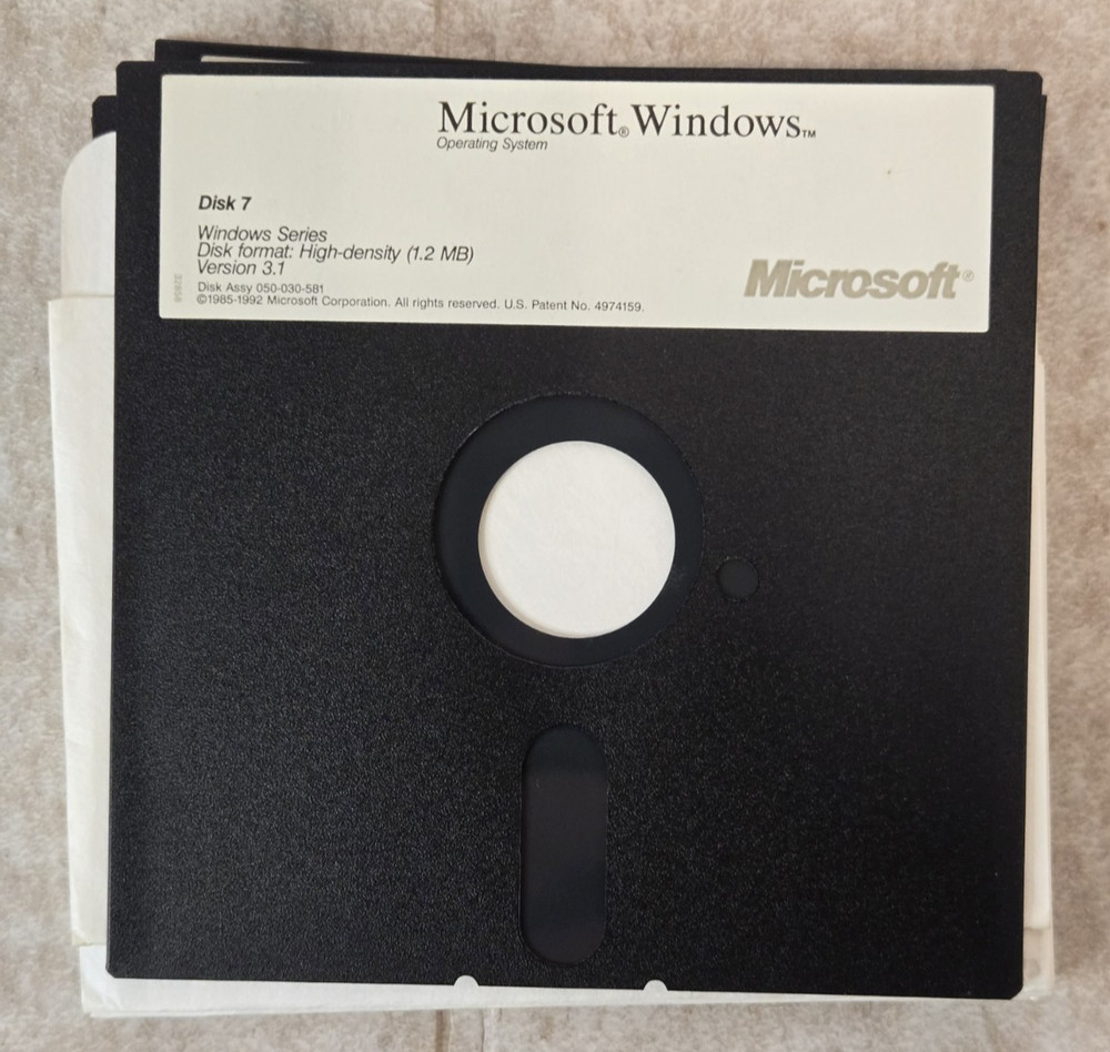 Microsoft Windows Version 3.1 Operating Software 5.25" Floppy Disks 7 OEM Disks