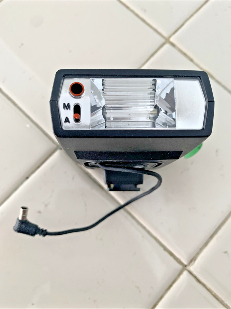 Vintage J C Penney Automatic Electronic Strobe