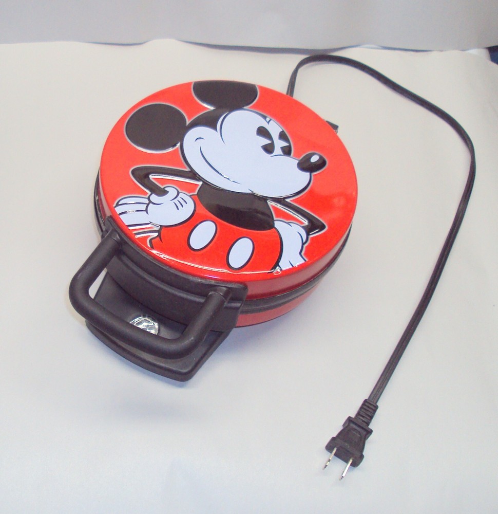 Mickey Mouse Pancake Waffle Maker DCM-12 Red Clean & Working