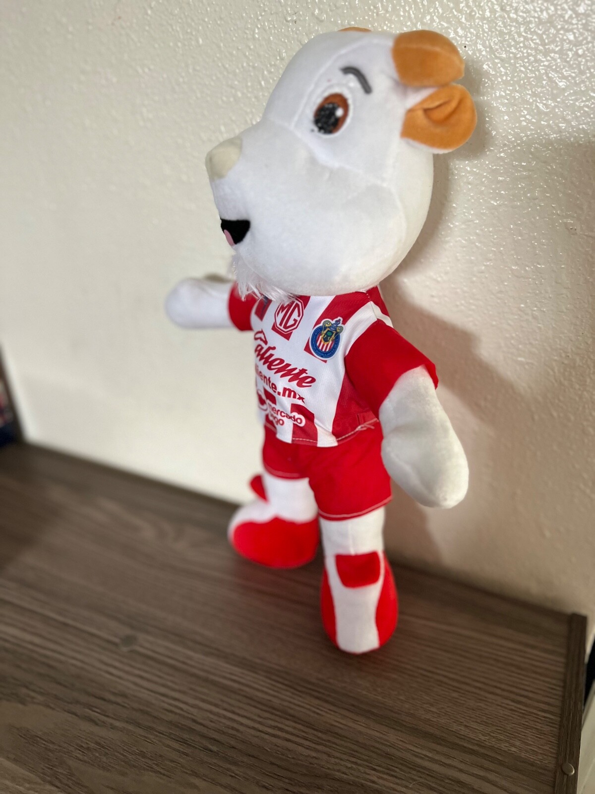 STUFFED ANIMAL CHIVAS RAYADAS DEL GUADALAJARA LIGA MX MASCOTA