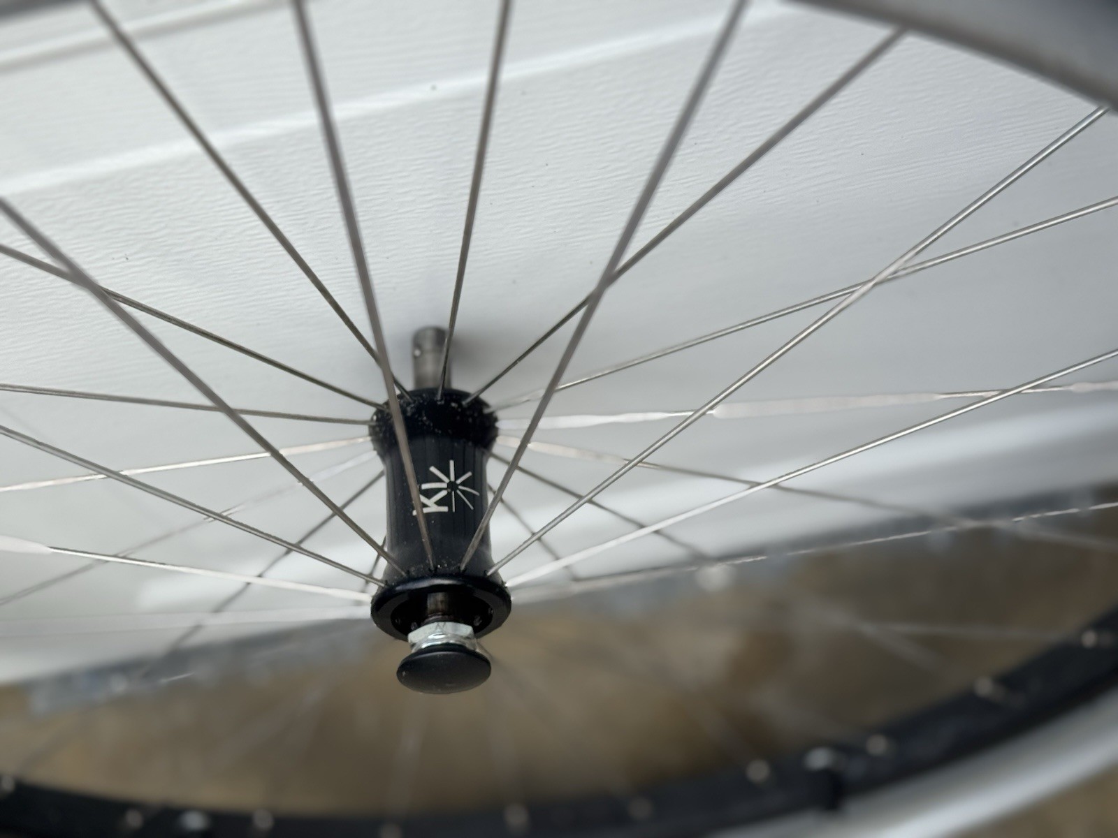 Pair 24” Wheelchair Wheels Flat-Free Tire KI Mobility Quickie TiLite W/ Axle Pin