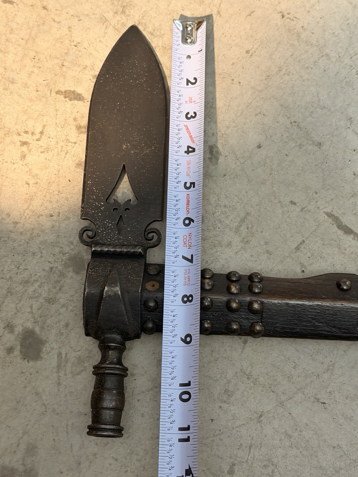 1800’s Native American Lakota (Sioux) Knife–Tomahawk with Beaded Drop