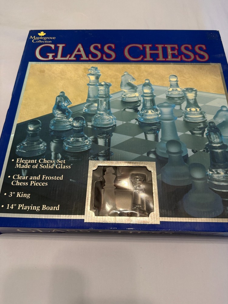 Maplegrove Collection Glass ches