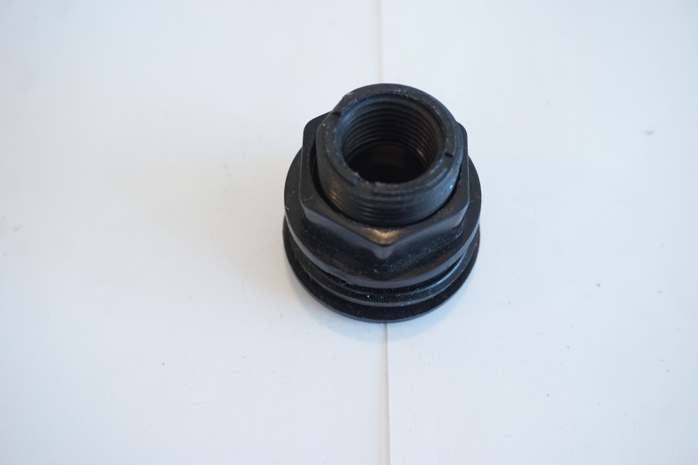 Aquarium Plumbing - 1/2" Bulkhead Fitting (Thread x Thread)