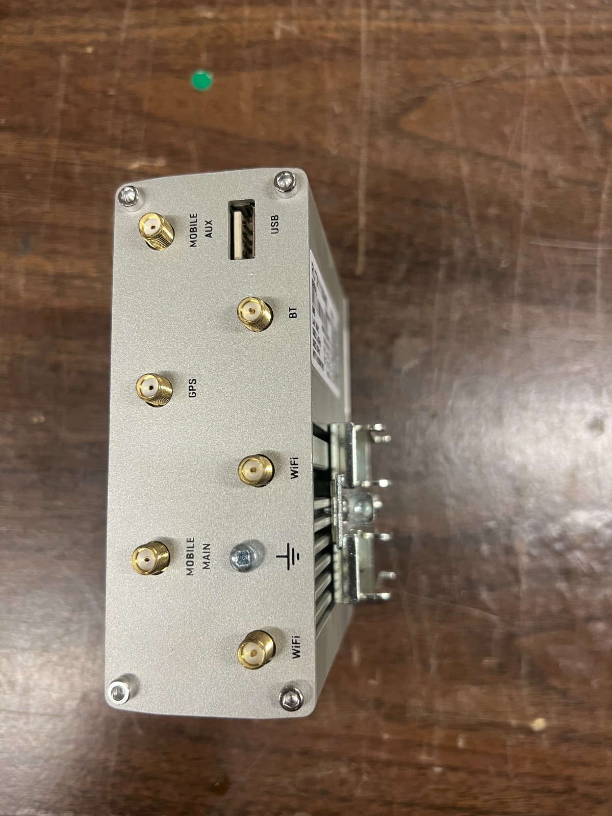 TELTONIKA RUTX11110400 Dual-SIM Gigabit Ethernet Ports Bluetooth Router