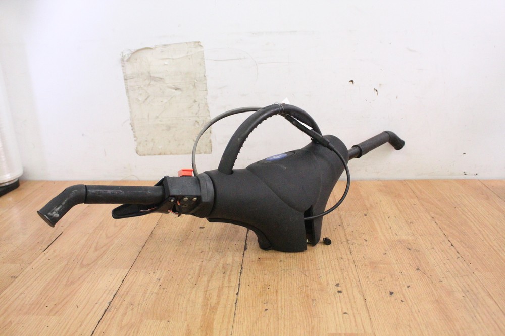 2000 Polaris RMK 800 Handlebars with Controls