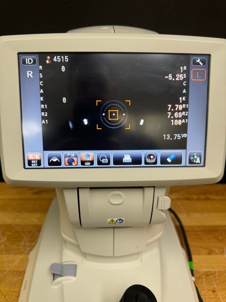 Topcon KR-800 Autorefractor Keratometer