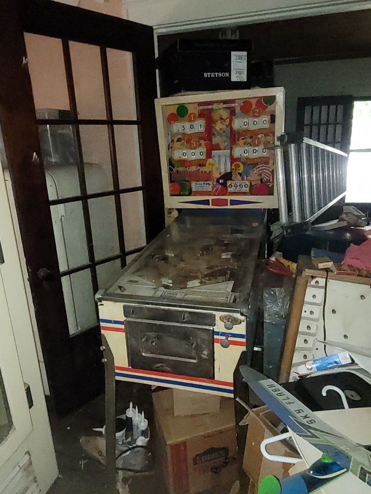 masquerade pinball machine