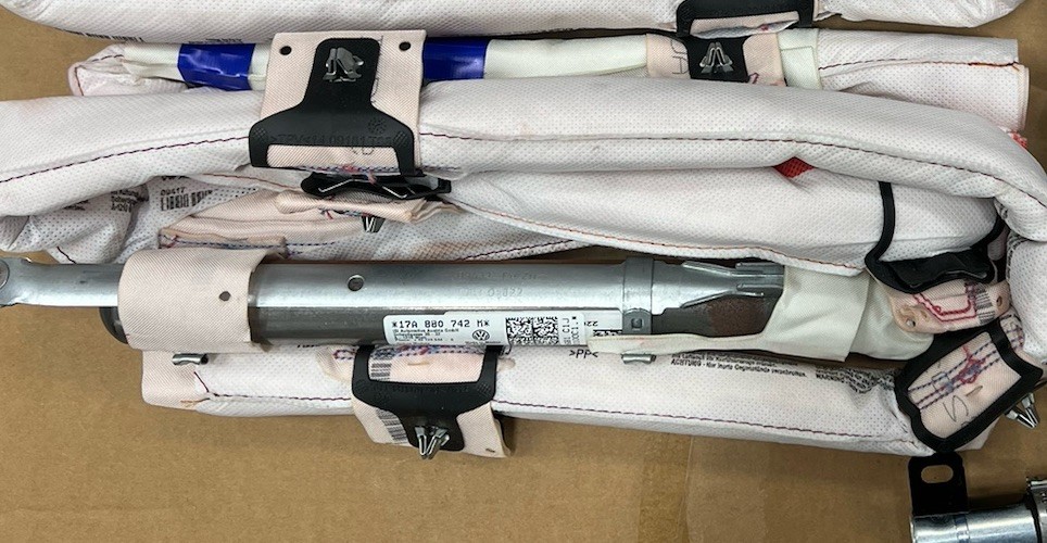 VOLKSWAGEN GENUINE OEM 2019-2025 JETTA PASSENGER RH RIGHT HEAD CURTAIN