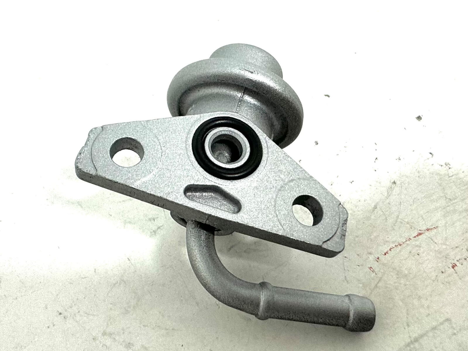 96 00 Honda Civic D16Y8 Fuel Pressure Regulator FPR OEM