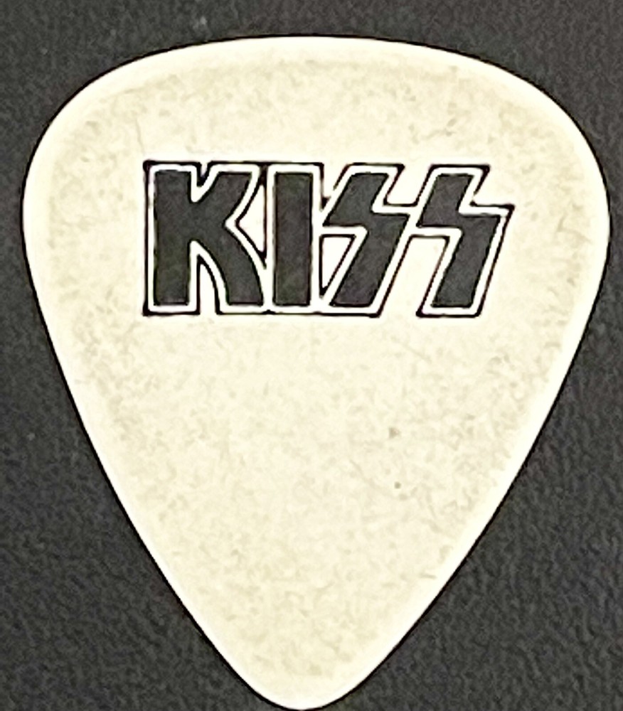 Kiss 1979 Dynasty Concert Program/Tour Book & ACE guitar pick
