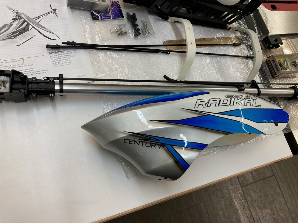 Century Radical E640 Helicopter complete Airframe & Scorpion Motor.