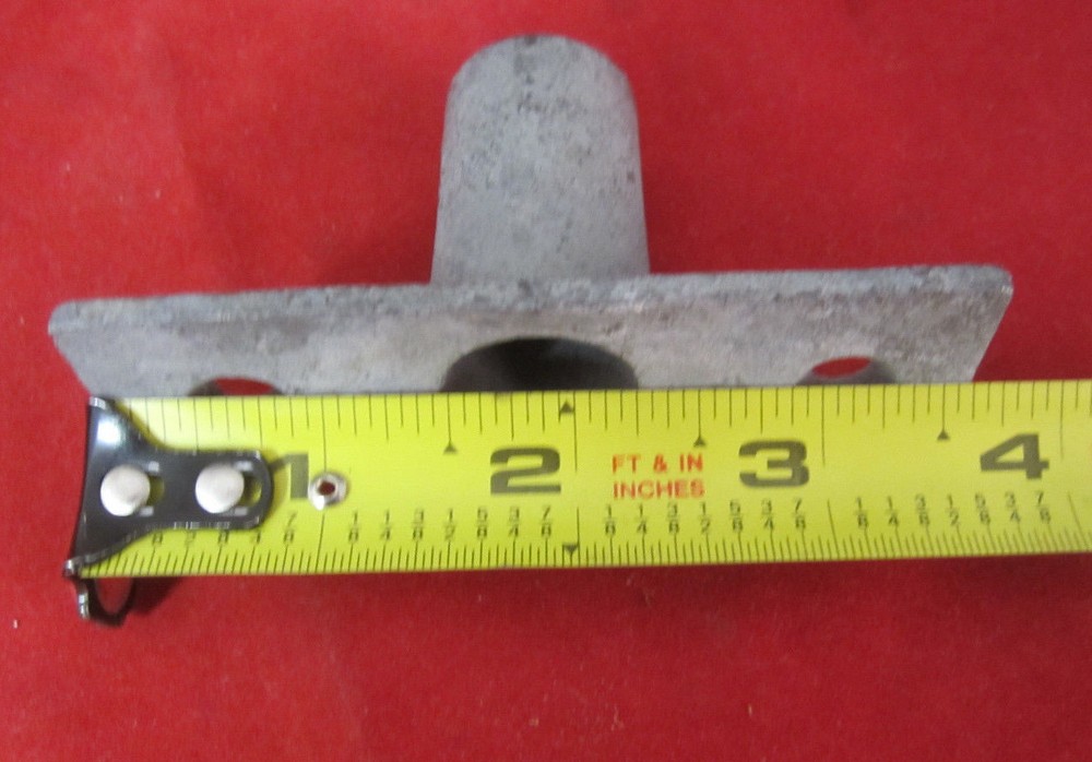 Galvanized #2 Tapered Oar Lock Set - Lock and Socket - Peerlesss #PER2 New