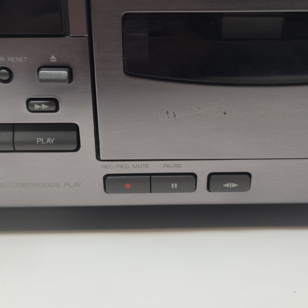 JVC TD-W217 Double Cassette Deck - Auto Reverse - Dolby B-C NR HX Pro - Untested