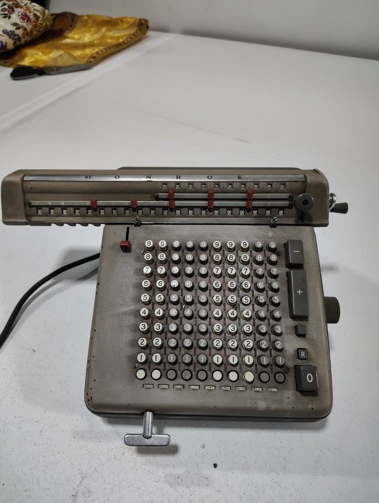 Vintage Antique Monroe Calculator Adding Machine Model LA7-160