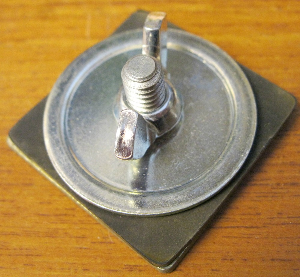 Cutler Hammer E30KT4 Square Plug