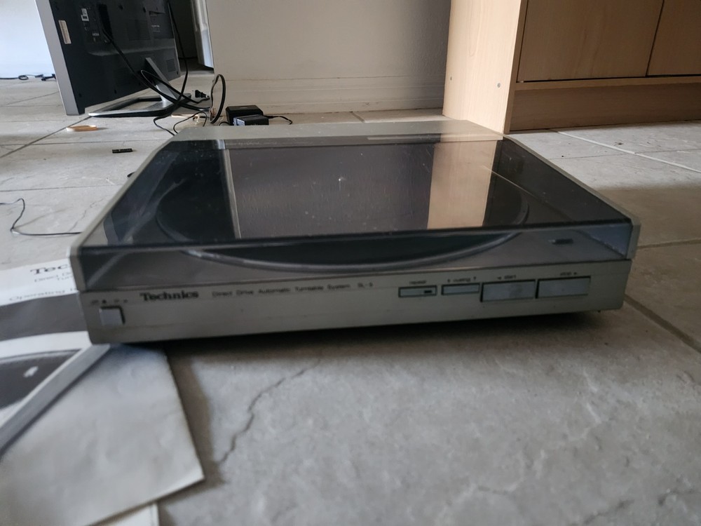 Technics SL-5 Direct DriveAutomatic Turntable (PARTS/REPAIRS ONLY)