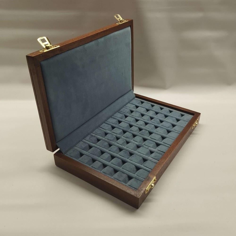 Gemstone case gemstone case, 50 spaces
