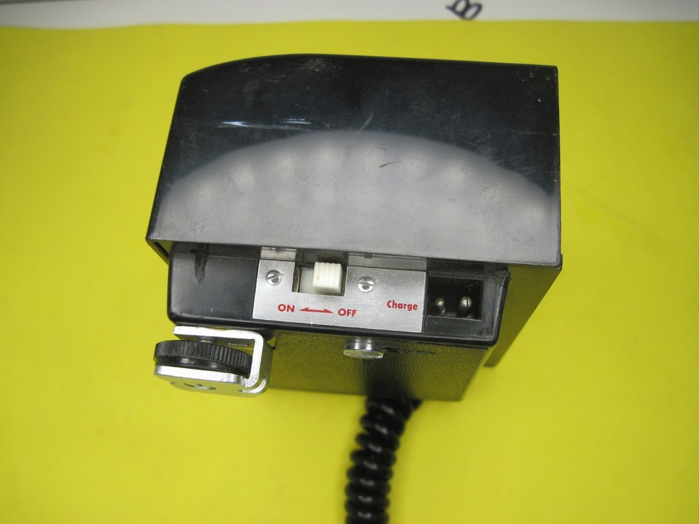 Vintage Gold Crest SR 35 CD Rechargeable Camera Flash