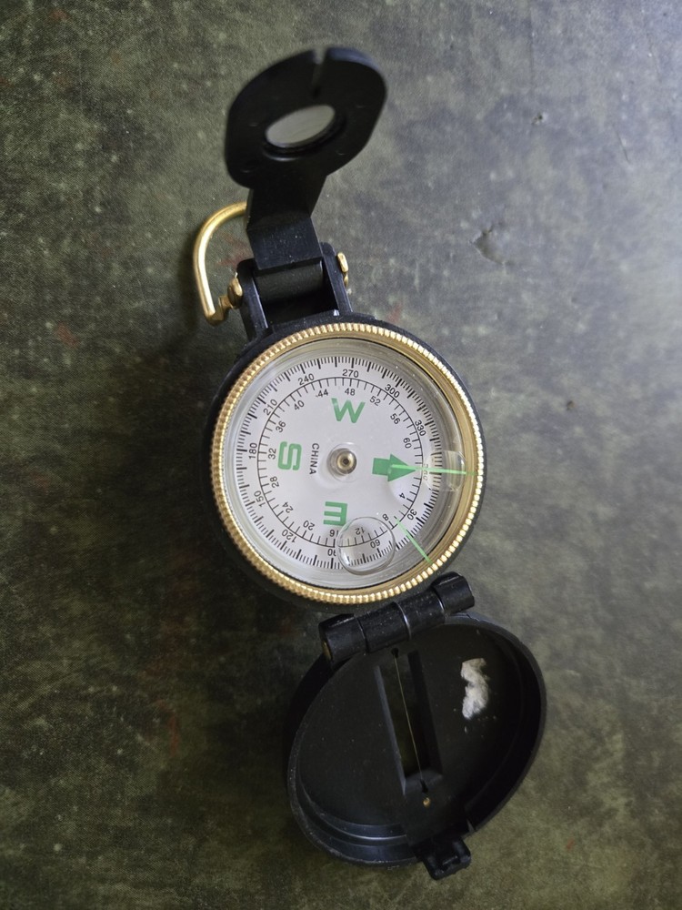 Engineer  Directional Compass. Black. Used