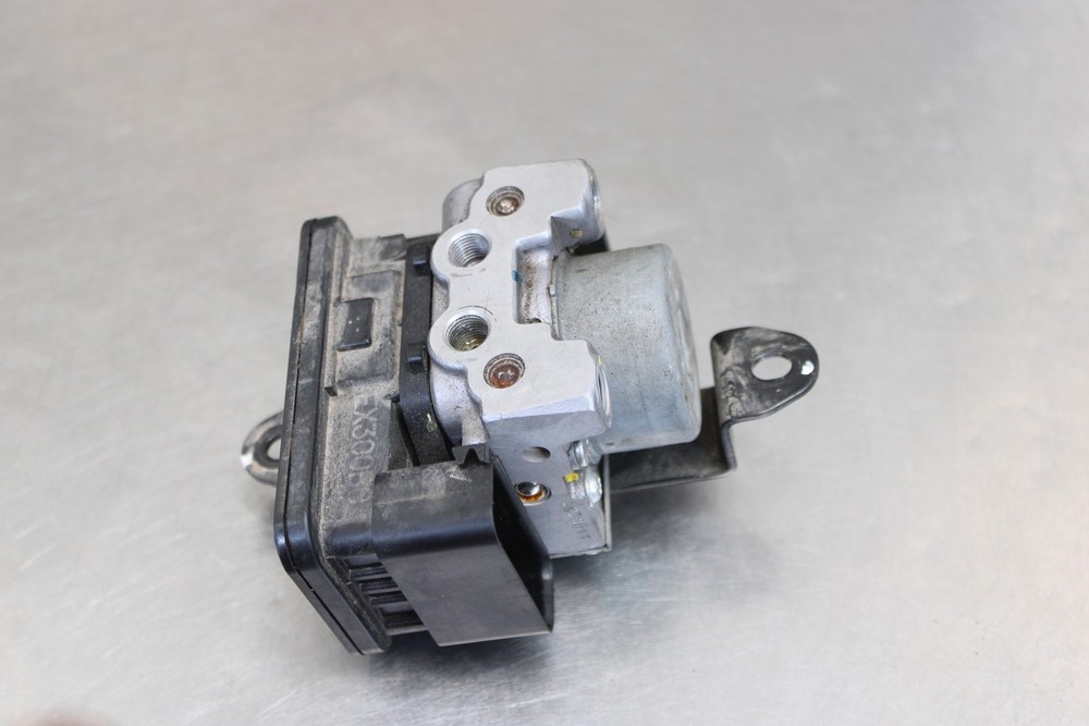 13-17 KAWASAKI NINJA 300 ABS PUMP UNIT MODULE