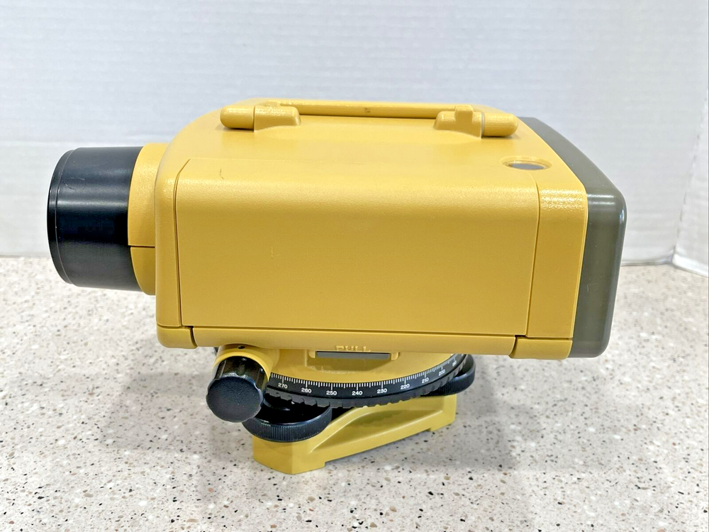 Topcon DL-101C Electronic Digital Level with Battery Pack DB-31 and Case