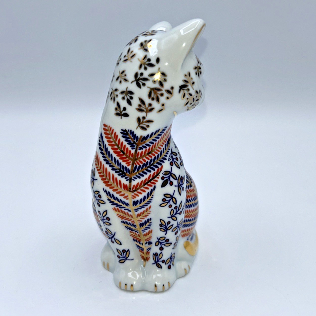 VTG Japanese Imari Neko Floral Hand Painted Porcelain Cat Figurine Decor EUC