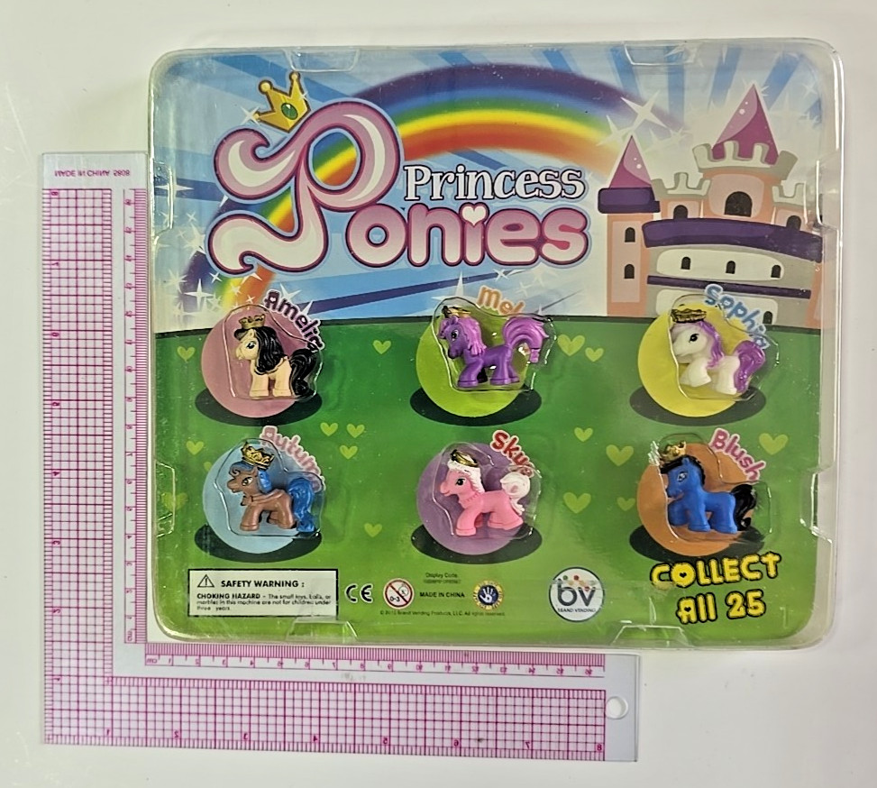 Vintage Vending Display Board Princess Ponies 0627
